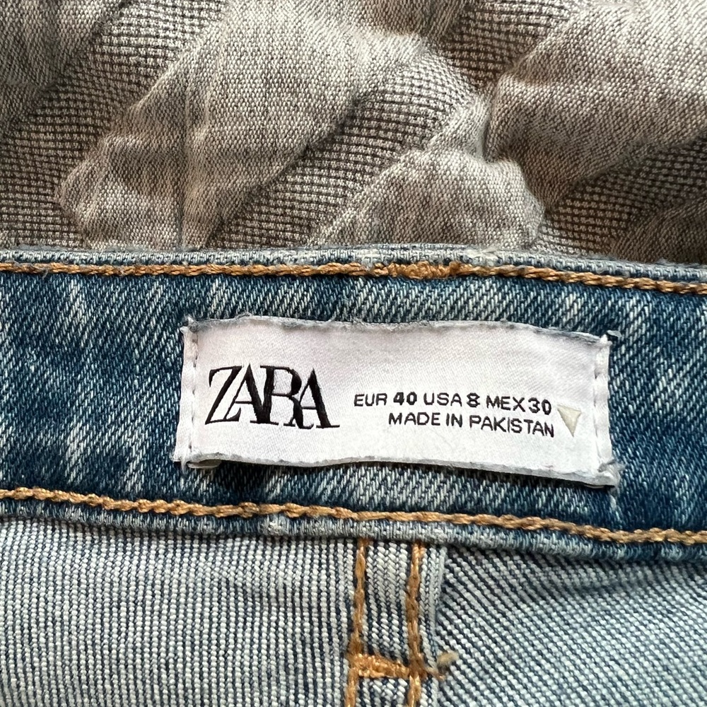 Zara cropped raw hem jeans